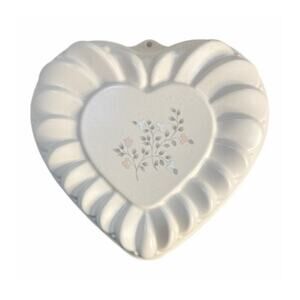 Vintage Pfaltzgraff Tea Rose Heart Shaped Mold Baking Dish